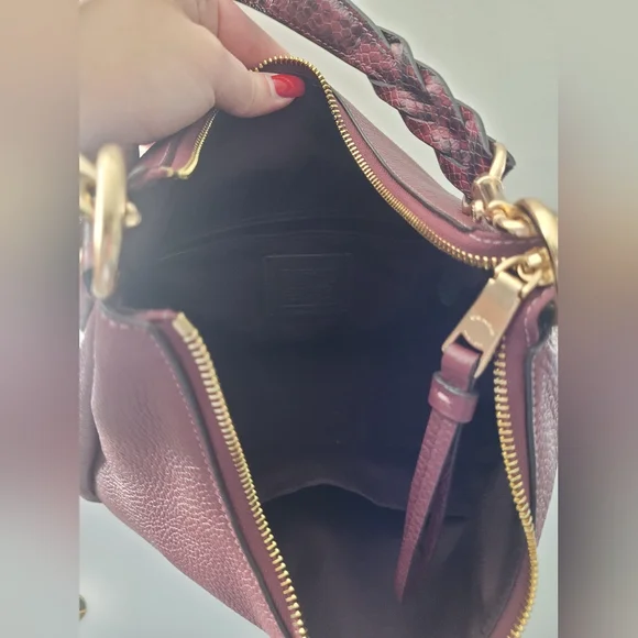 Authentic Coach Jules Hobo Bag - Picture 2 of 3